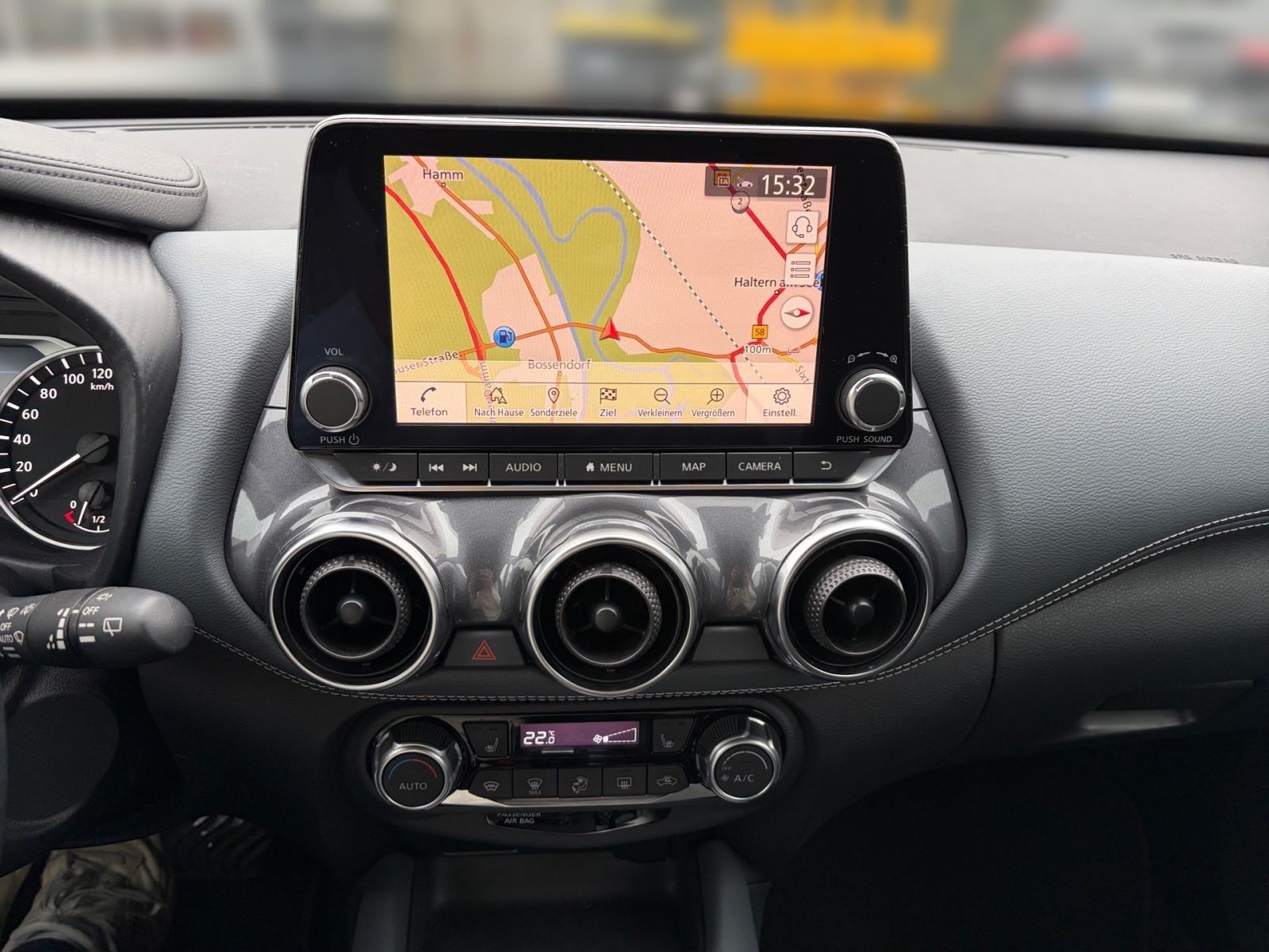 Fahrzeugabbildung Nissan Juke 1.0 DIG-T Tekna*SHZ*Kamera*Navi*PDC*8-fach