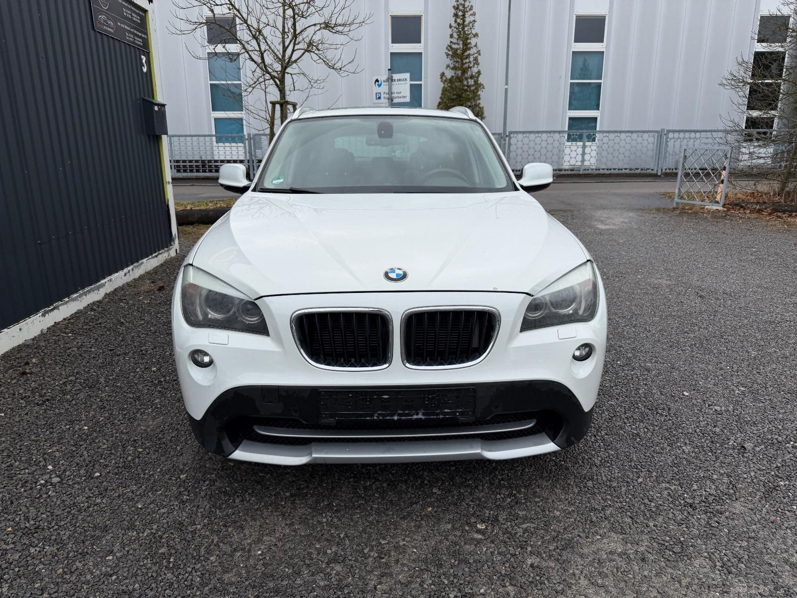 BMW X1 20 d xDrive/AUT/NAVI/PANO/KAMERA/LEDER/SHZ