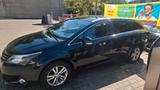 Toyota Avensis Kombi (T27) 2.0 D-4D unfall... - Toyota Avensis in Oberhausen