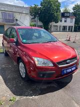Ford Focus 1,6 Ghia TÜV NEU - Ford Focus aus 2007: Ghia