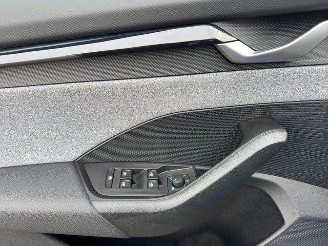 Skoda Octavia Lim. 2.0 TDI Selection *AHK*NAVI*STHZG*