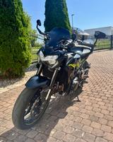 Kawasaki Z900 ~ Wenn du weißt, wie man Kurven nimmt. - KAWASAKI W