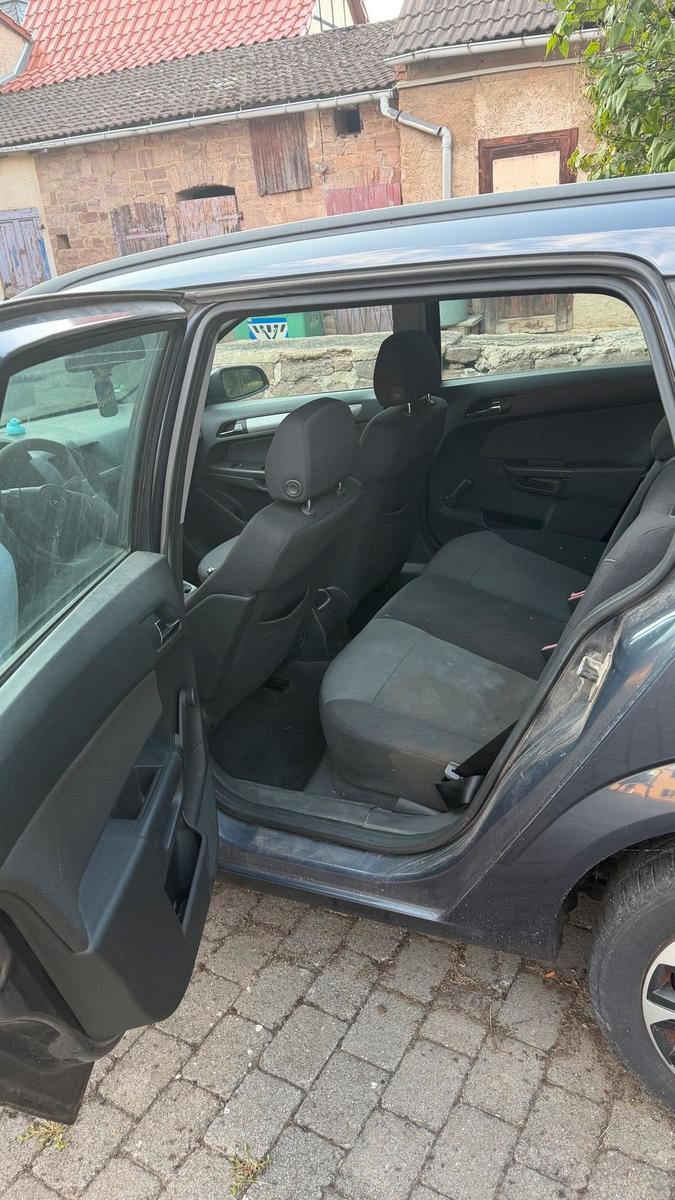 Opel Astra 2006 — photo 8