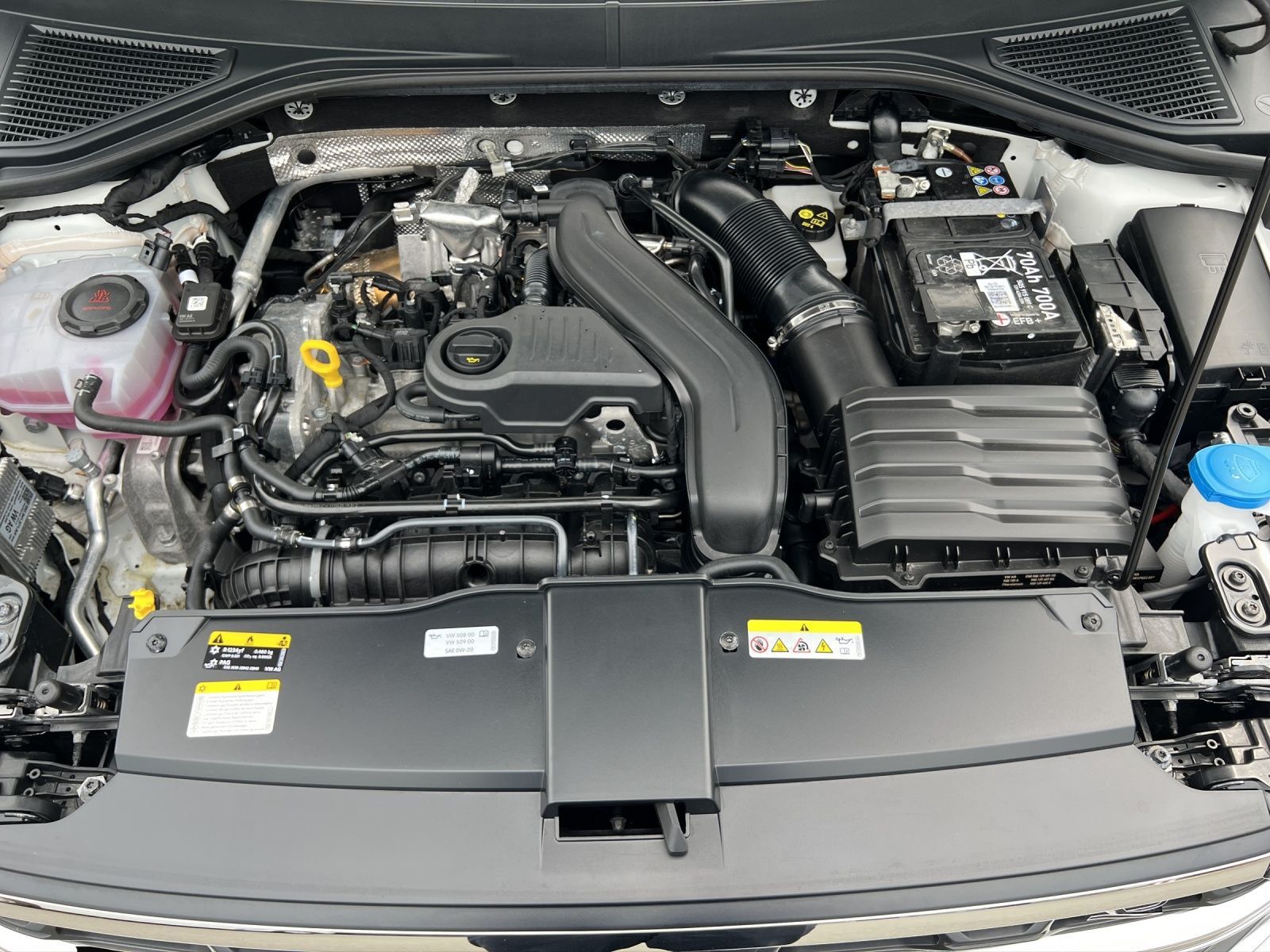 T-Roc R-Line 1.5 TSI DSG AHK*Kamera*ACC*CarPlay
