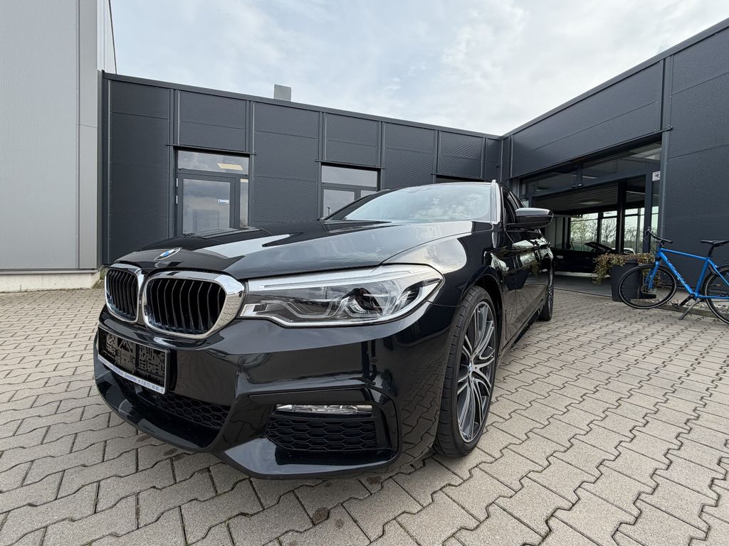 Image of BMW 540