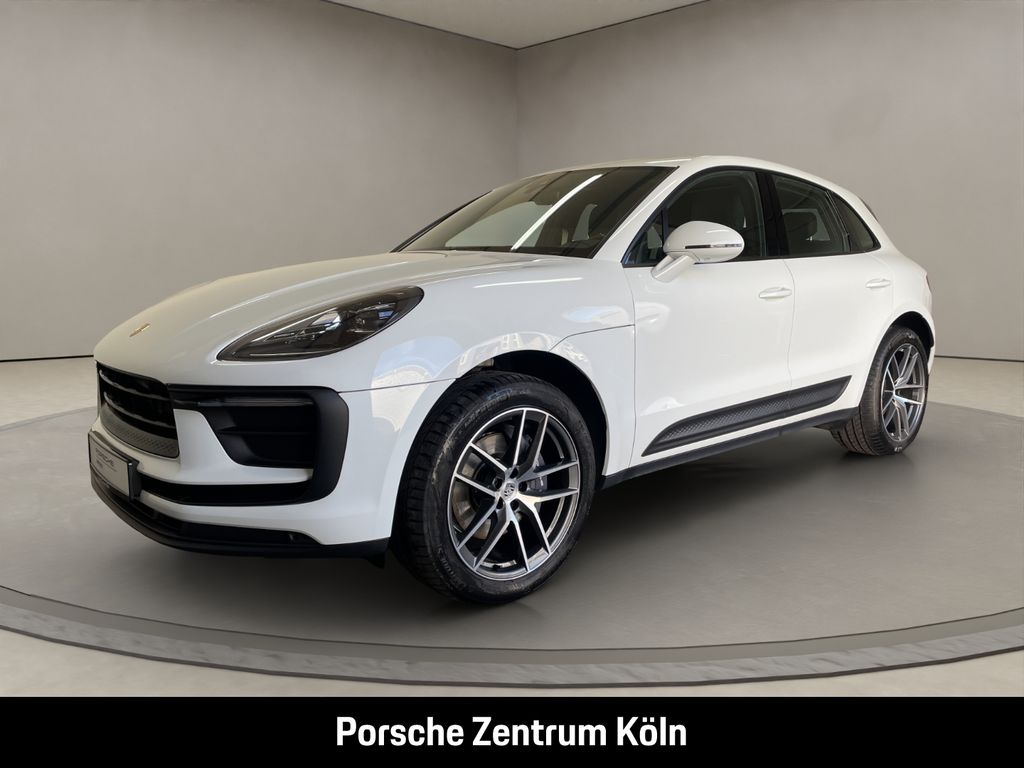 Porsche Macan — hlavná fotografia