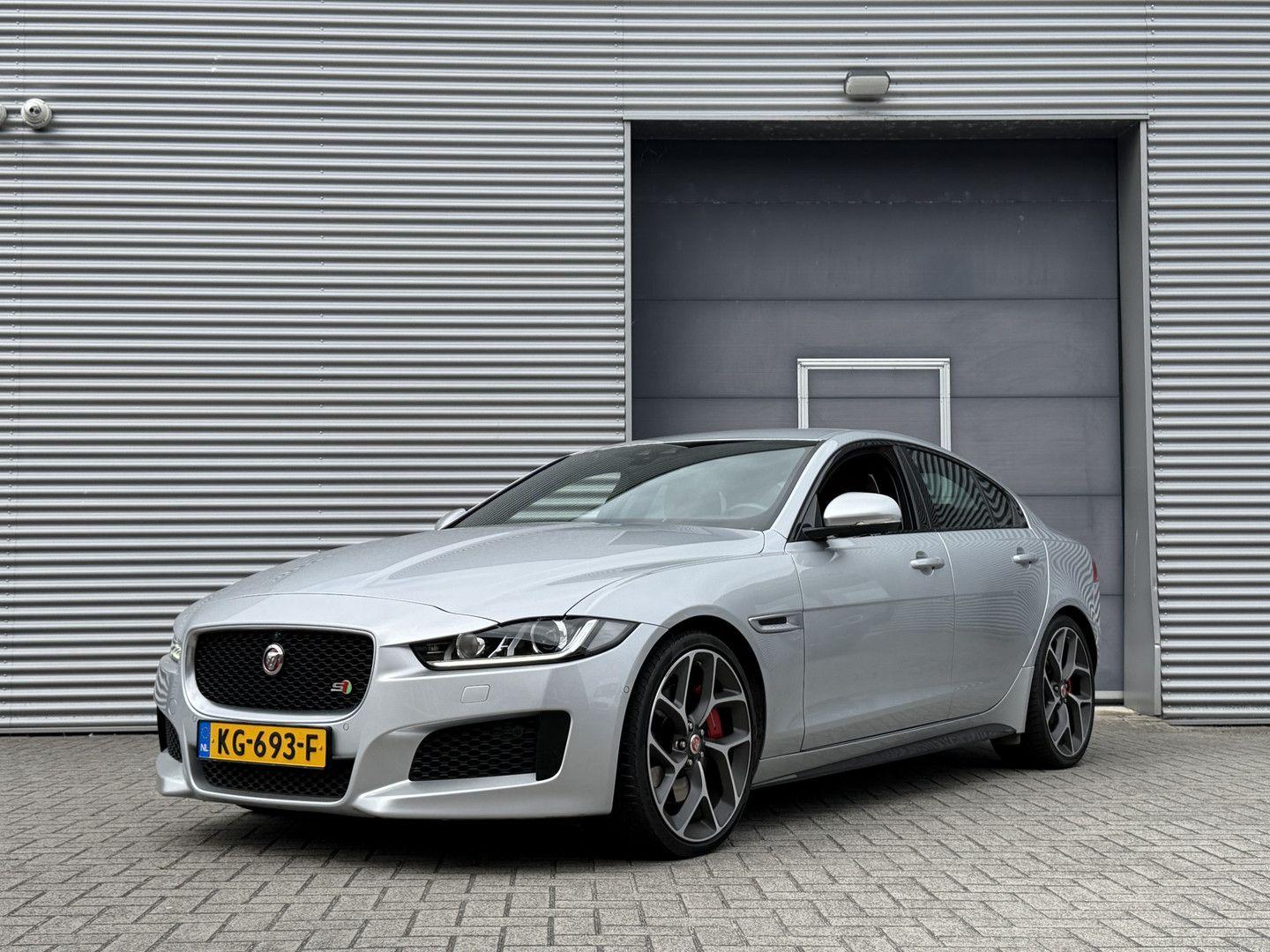 Jaguar XE 3.0 S I 340 PK I Aut. I Leder I Navi