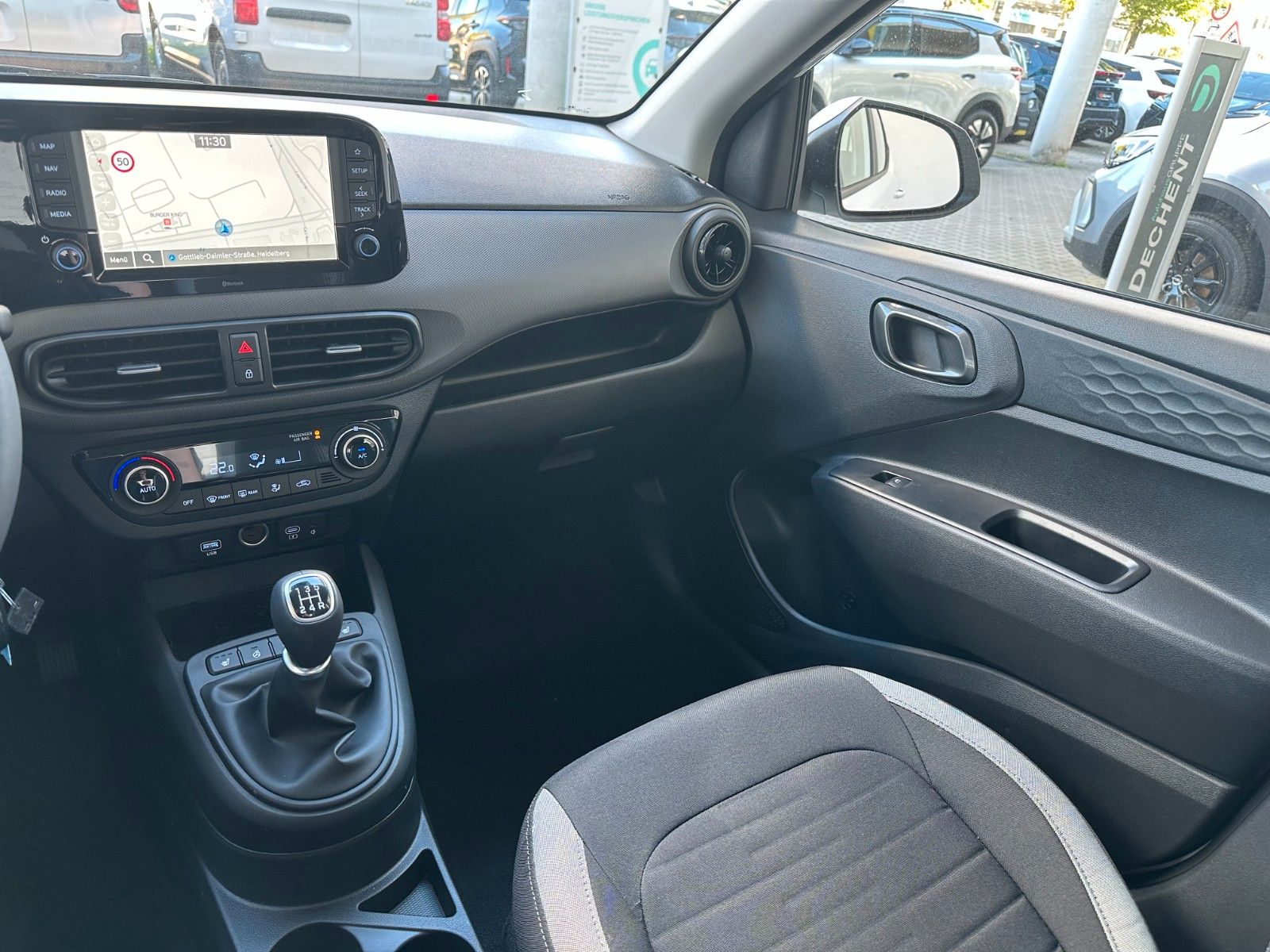 Fahrzeugabbildung Hyundai i10 Trend Navi/SHZ/Komfortpaket!