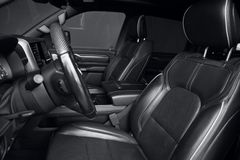 DODGE RAM 1500 Limited CrewCab 5.7l V8 - Unfallfrei