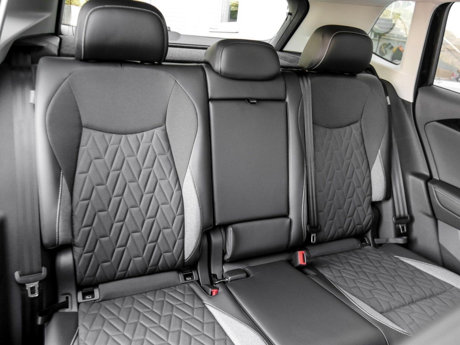 Volkswagen Tiguan ENERGY 1,5 l eTSI 110 kW (150 PS) 7-Gang foto 3