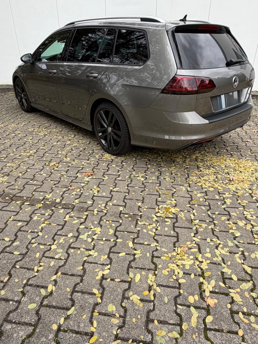 Volkswagen Golf 2.0 TDI BMT LOUNGE Variant LOUNGE