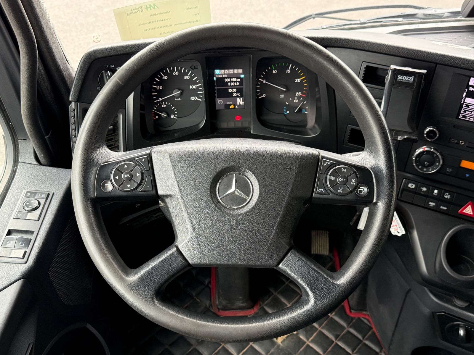 Fahrzeugabbildung Mercedes-Benz Arocs 2645 6x4 SZM Kipphydraulik