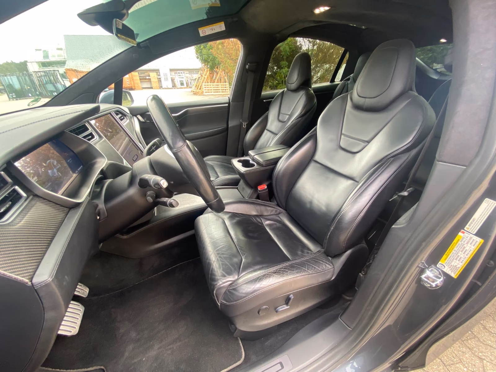 TESLA MODEL X P100D PERFORMANCE DUAL 6 PLACES