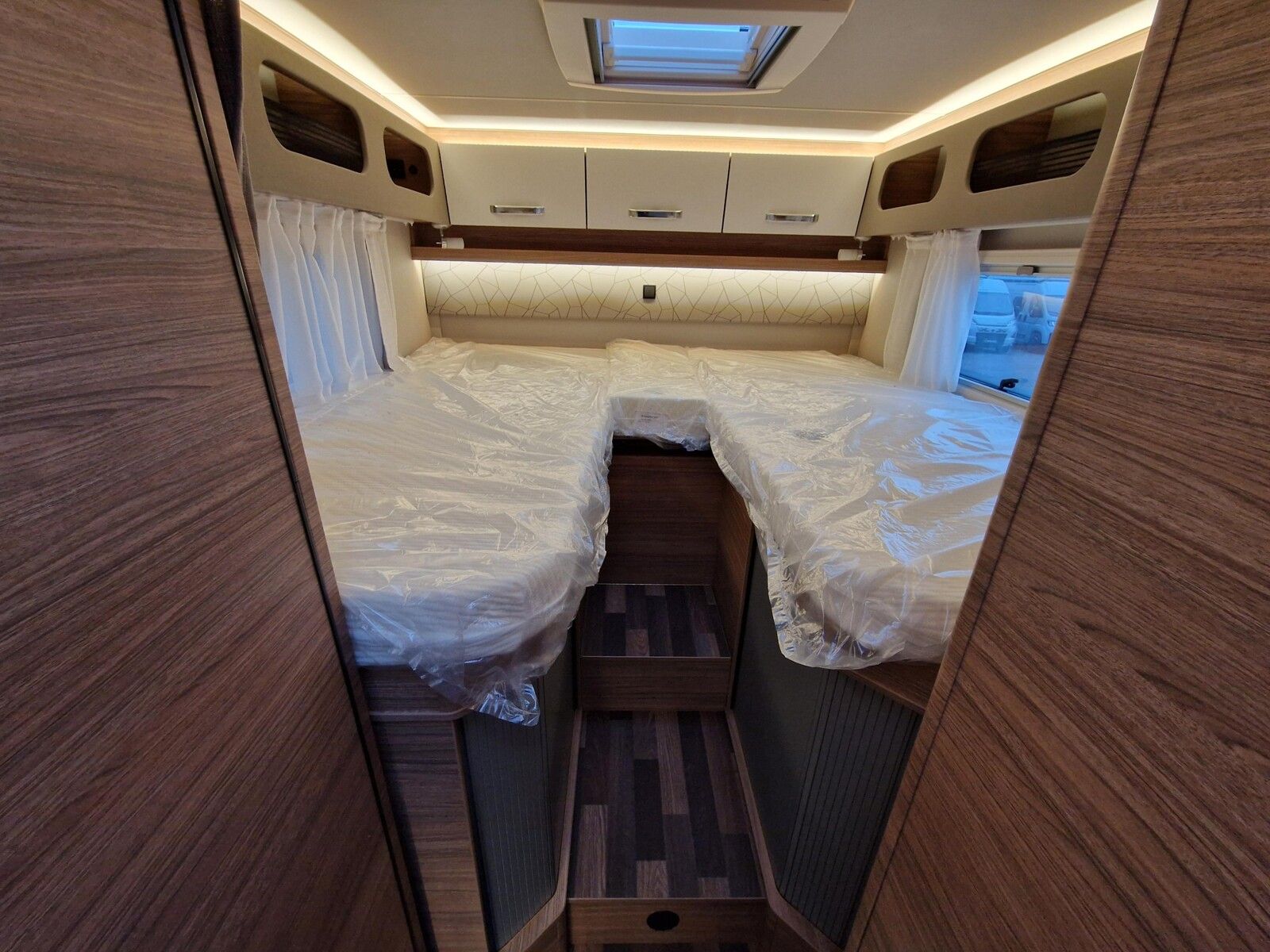 Fahrzeugabbildung Weinsberg CaraCompact EDITION PEPPER 600 MEG