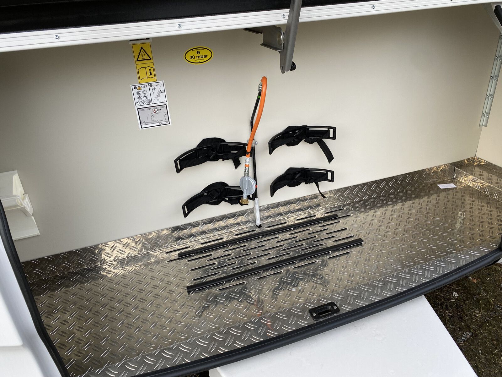 Fahrzeugabbildung Tabbert Senara 460 DMK 2.3