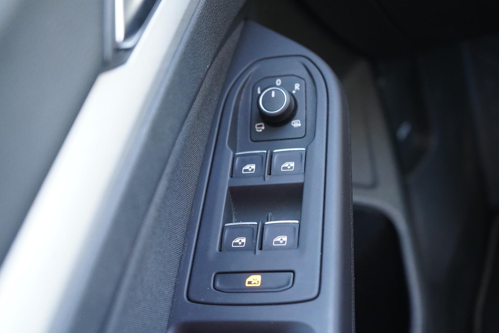 Volkswagen Golf VIII Variant Life eTSI LED Navi App-Connect, миниатюра 26