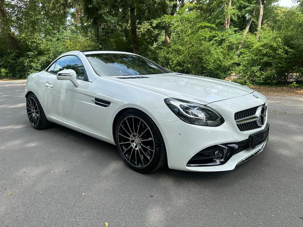 Mercedes-Benz SLC 200