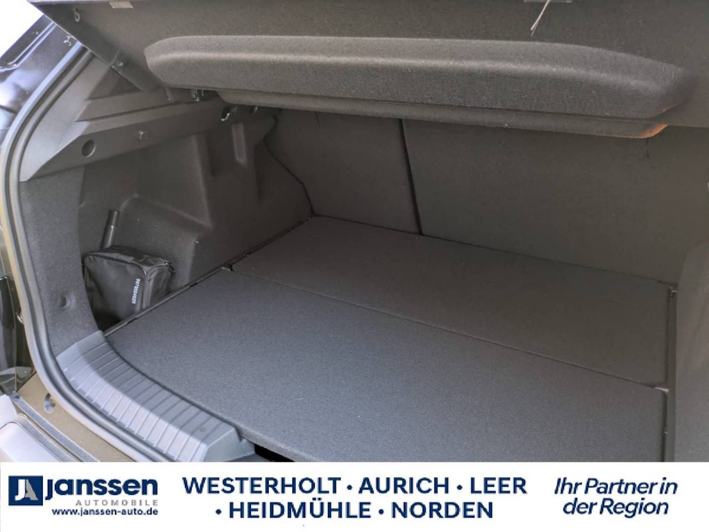 Fahrzeugabbildung Dacia Neuer Dacia Duster Journey mild hybrid 140