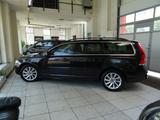 Volvo V70 D4 Momentum Autom. Xenon Navi - gebrauchte Volvo V70 aus dem Jahr 2014