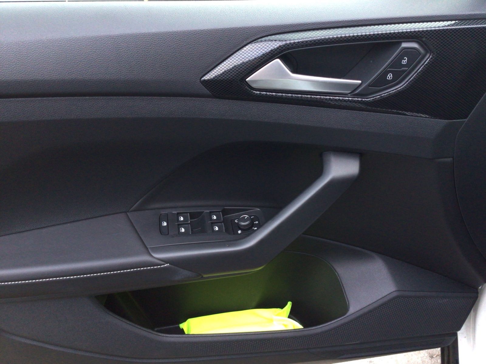 Volkswagen T-Cross - Bild 8