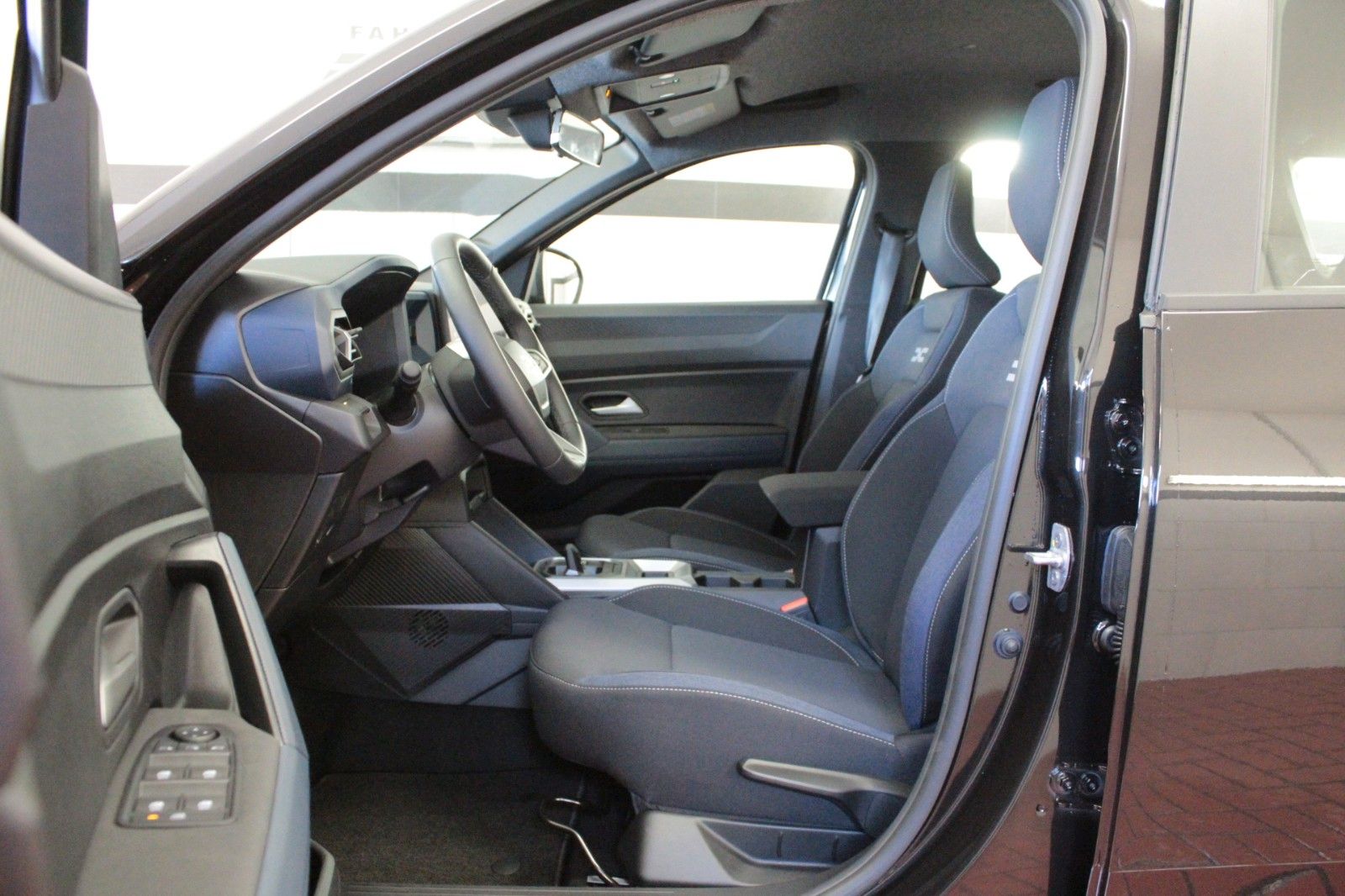 Fahrzeugabbildung Dacia Bigster hybrid 155 Expression*Winter-Plus-Paket*