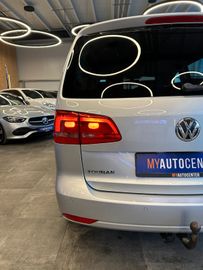 MYAUTOCENTER – Gebraucht- und Jahreswagen mit Werkstattservice in Pfaffenhofen Volkswagen Touran Comfortline BMT *1.HAND*AHK*TEMPO*KLIMA*