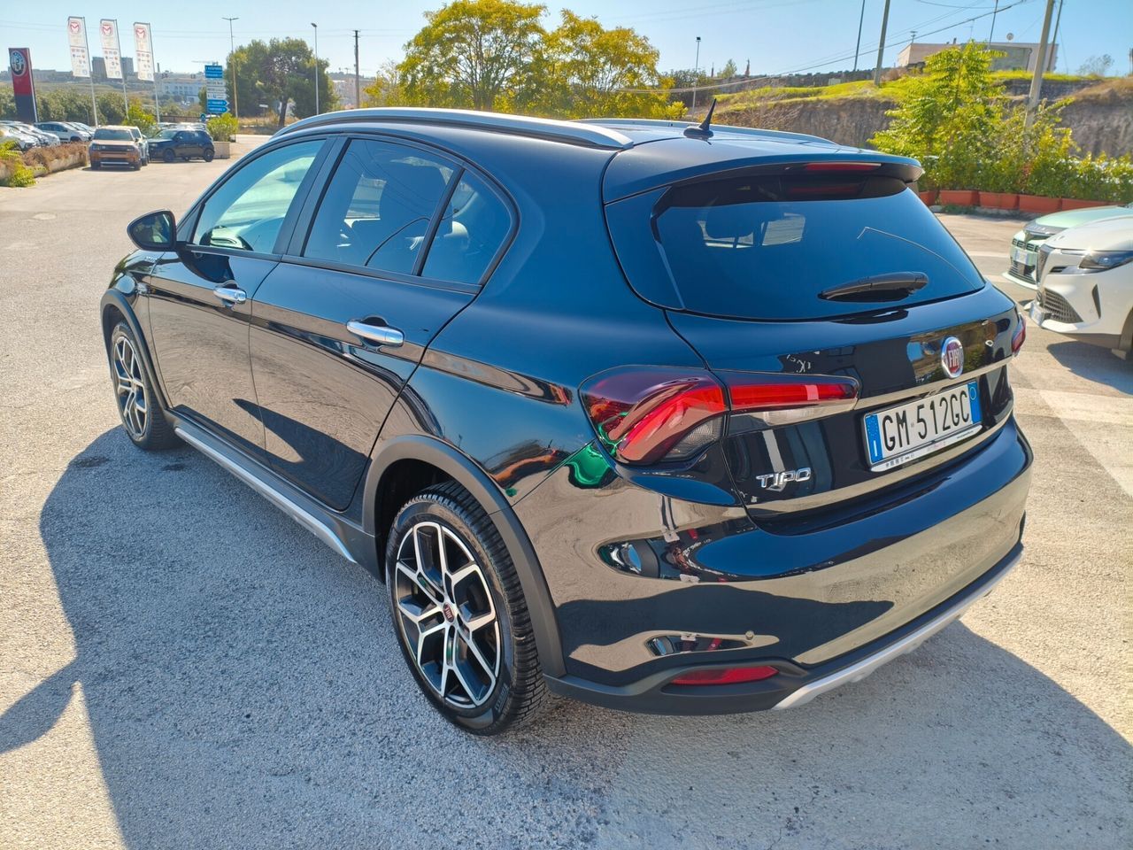 Fiat Tipo 1.6 Mjt 5 porte Cross imagem 3