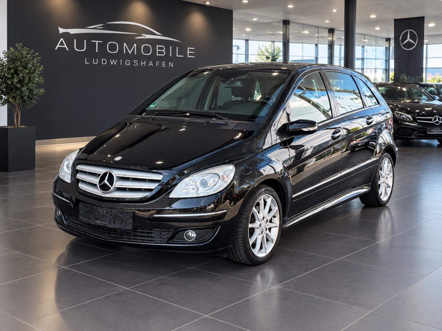 Mercedes-Benz B 200/Leder/Scheckehft