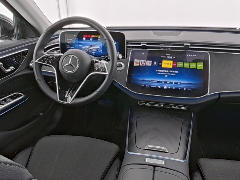 Fahrzeugabbildung Mercedes-Benz E 220 d Avantgarde*Distro*Totwink*LED*360*Digita