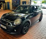 MINI Mini Cooper ONE Top Zustand - MINI Cooper in Freiburg