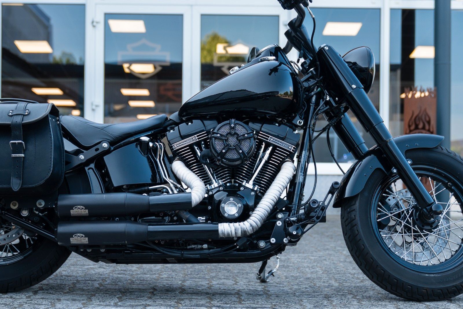 Fahrzeugabbildung Harley-Davidson FLSS SOFTAIL SLIM S 110 cui - Jekill & Hyde