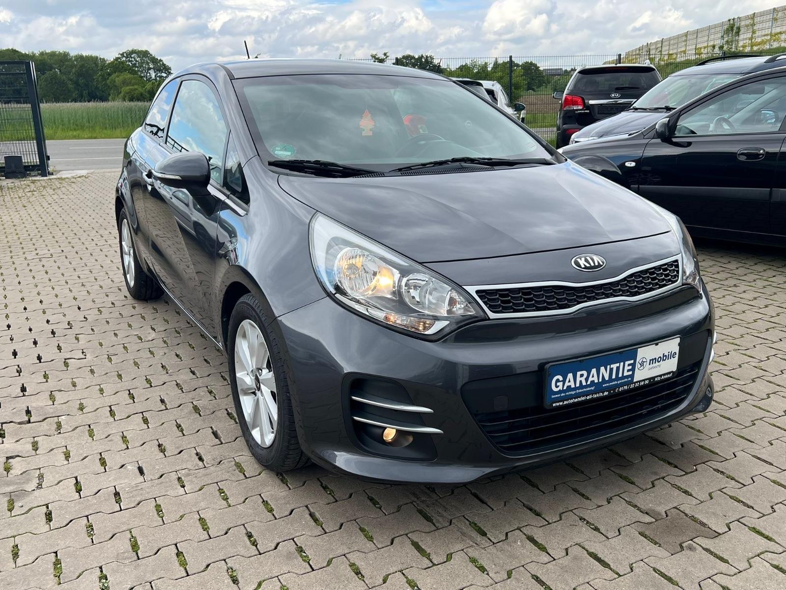 Kia Rio UEFA Klimaautomatik Navi 1. Hand Scheckheft