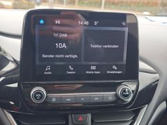 FORD Fiesta Titanium 125 PS Automatik #LED #WINTERP. FORD Fiesta Titanium 125 PS Automatik #LED #WINTERP.