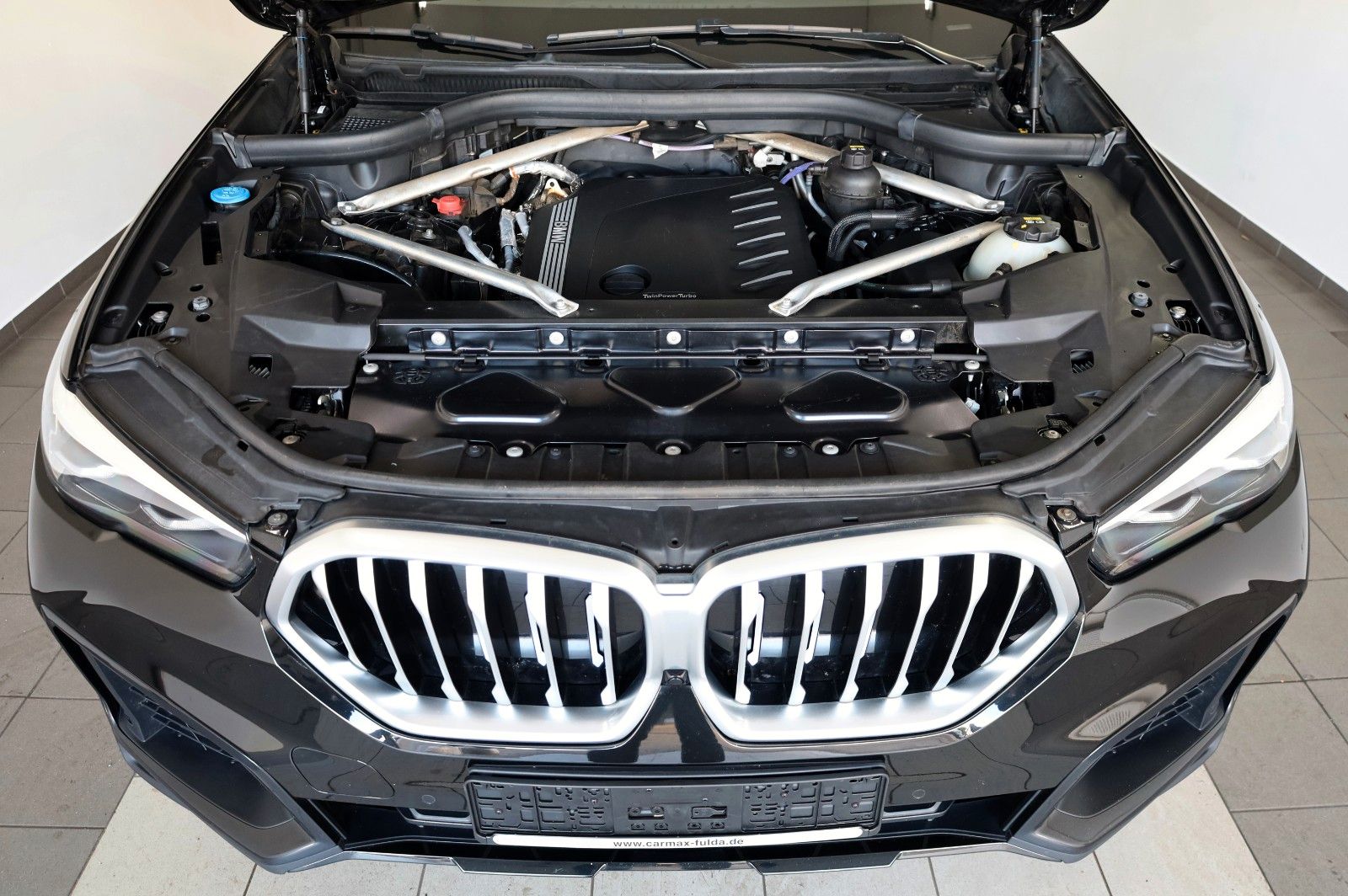 Fahrzeugabbildung BMW X6 30d xDrive Leder,Navi,LED,ACC,PanDach,ParkPak
