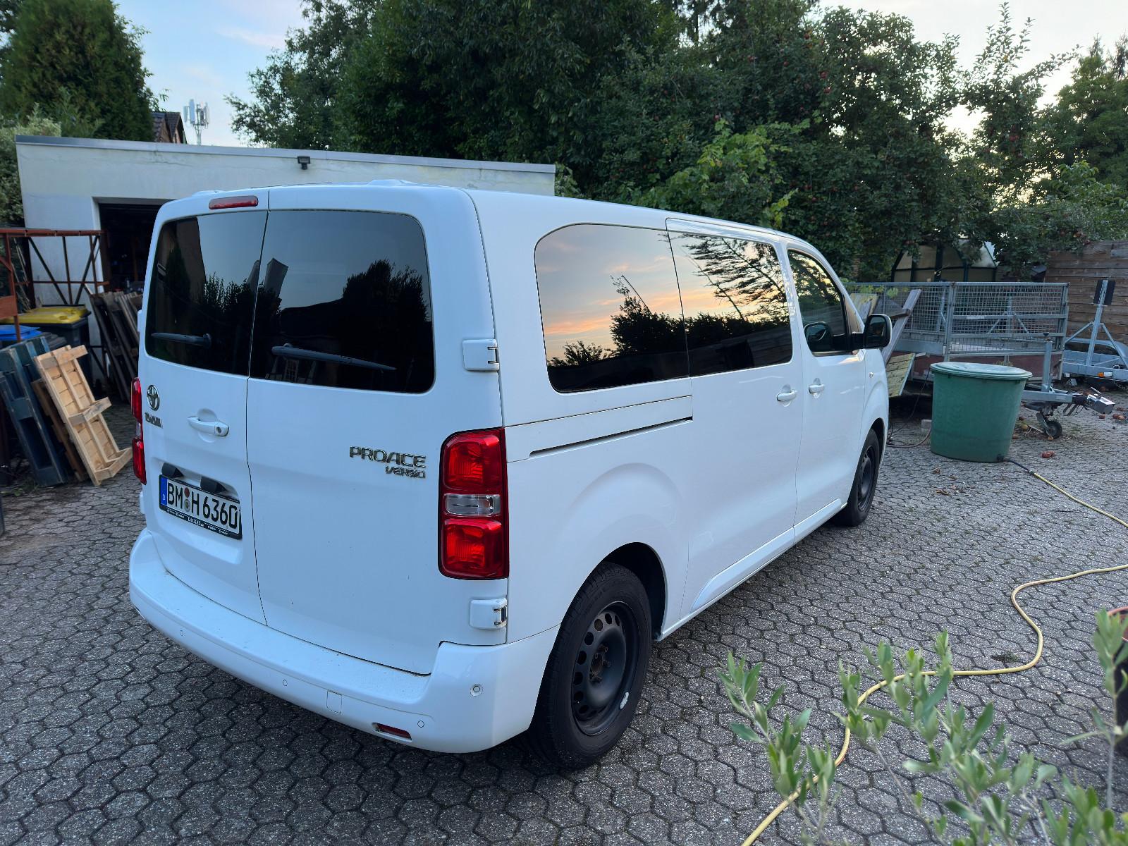 Toyota Proace (Verso) 9-Sitzer  TÜV 02/28
