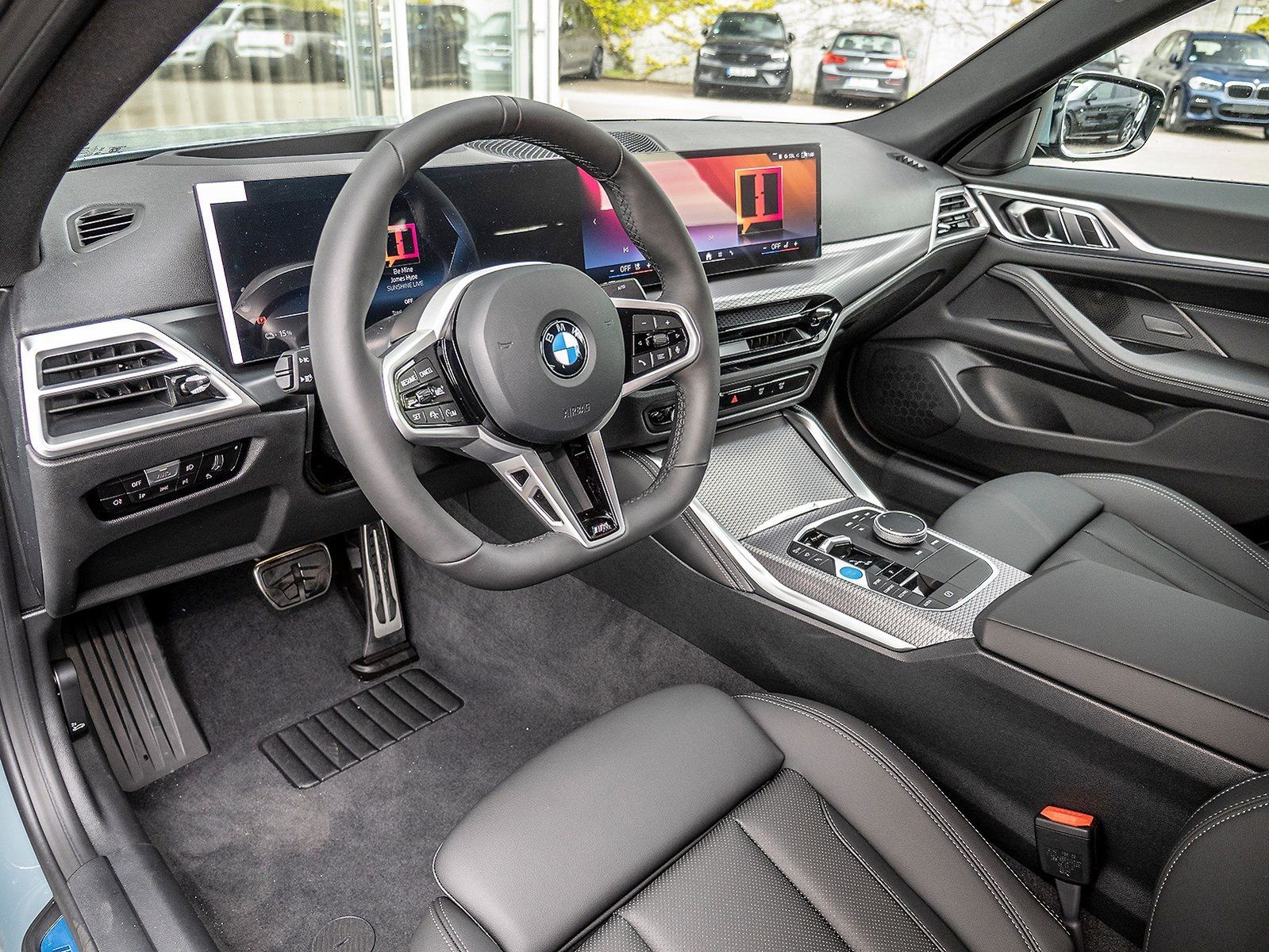 BMW i4 eDrive40 SEPTEMBER RUN 16.500 ERSPARNIS imagem 3