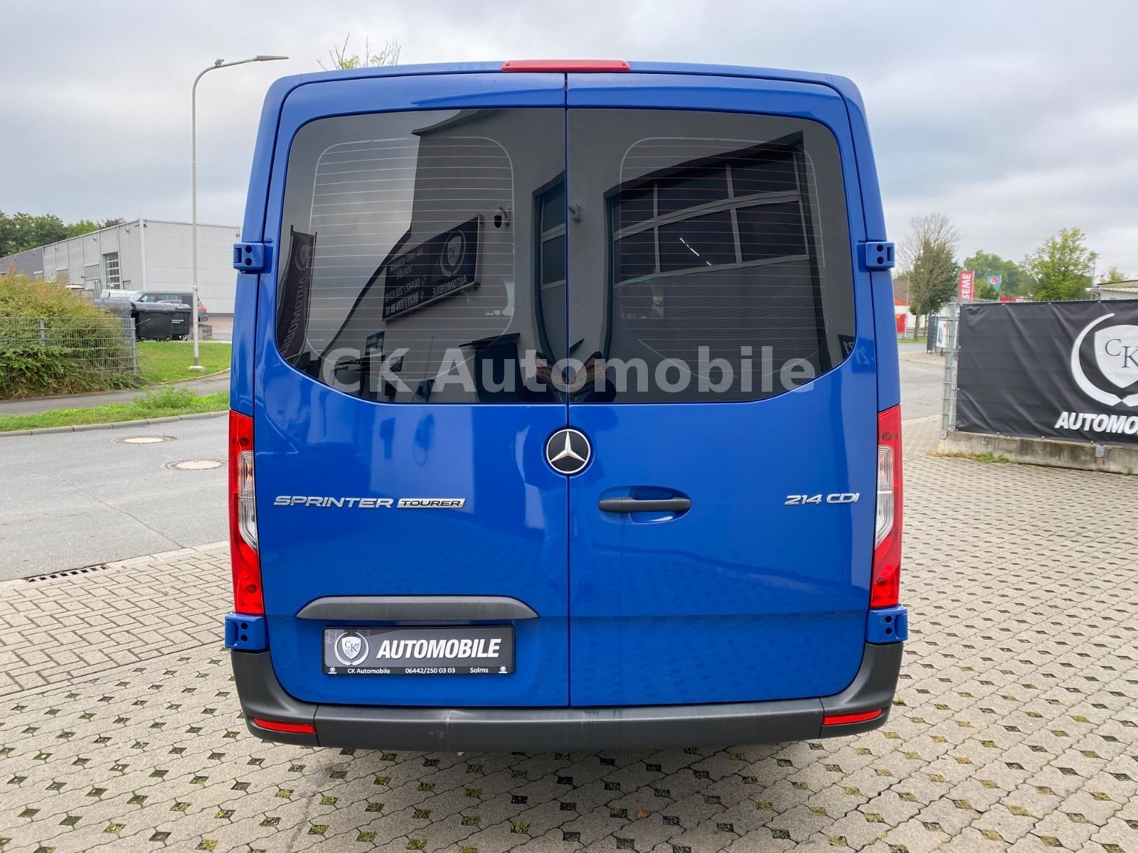 Fahrzeugabbildung Mercedes-Benz Sprinter III Tourer 214 RWD L2 /9 Sitze/Klima