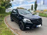 Mercedes-Benz ML 350 Bluetec 4M,AMG,COMAND,AHK,KAMERA - Mercedes-Benz ML 350: Bluetec