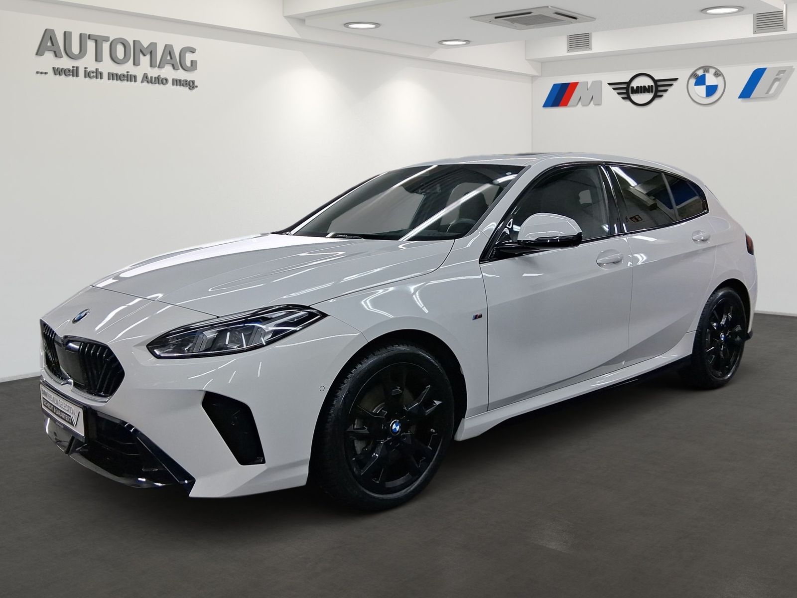 BMW 123 xDrive M-Sport*DrivAssPlus*ParkAssPlus*Panor