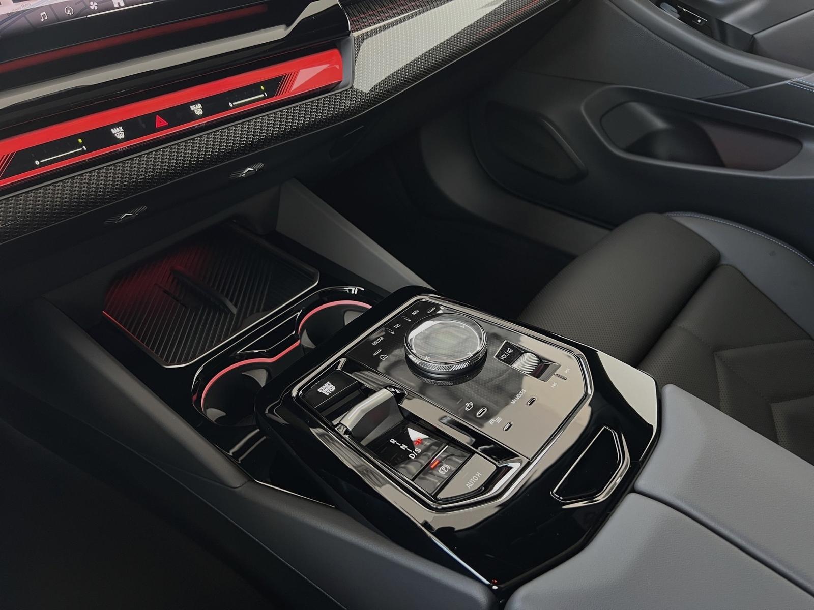 BMW 530e xDrive Touring M-Pro ACC 360° AHK Pano H/K