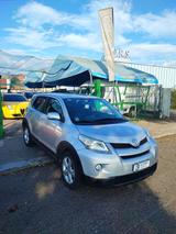 Toyota Urban Cruiser 1.4 D-4D AWD Luxury - graue Toyota Urban Cruiser