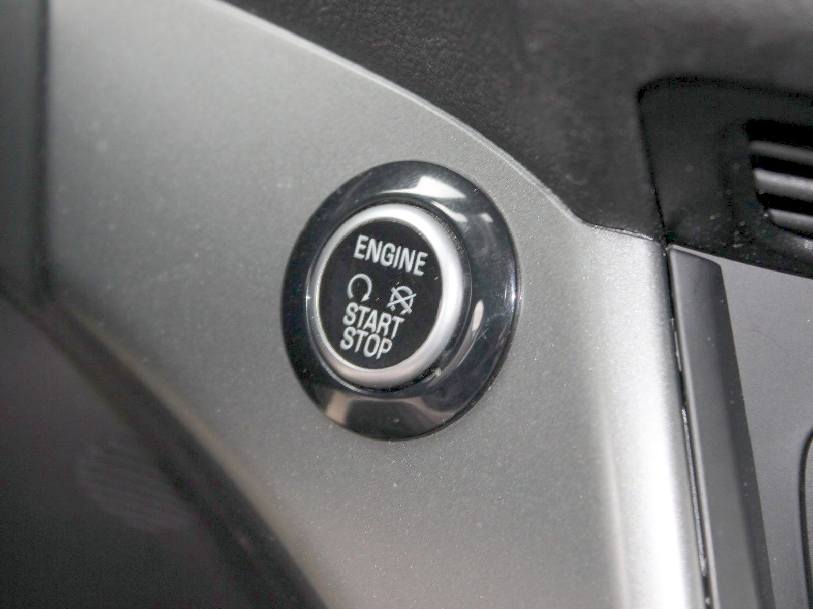 Fahrzeugabbildung Ford Kuga Cool & Connect 1,5 EcoBoost 4x2