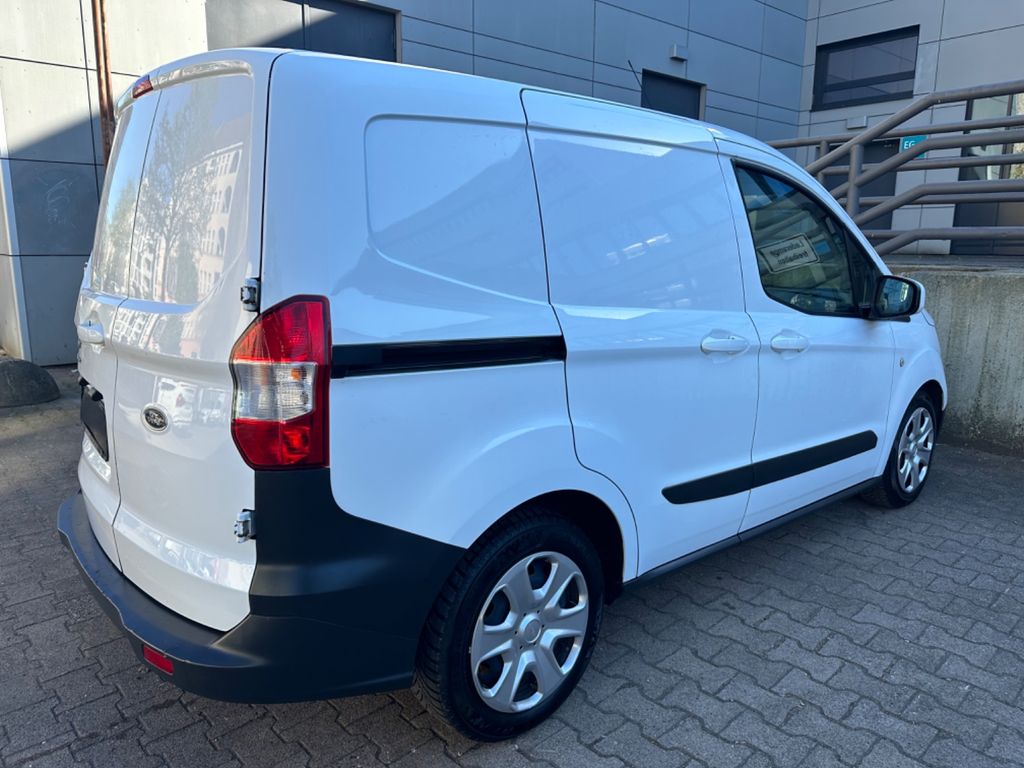 Image of Ford Transit Courier