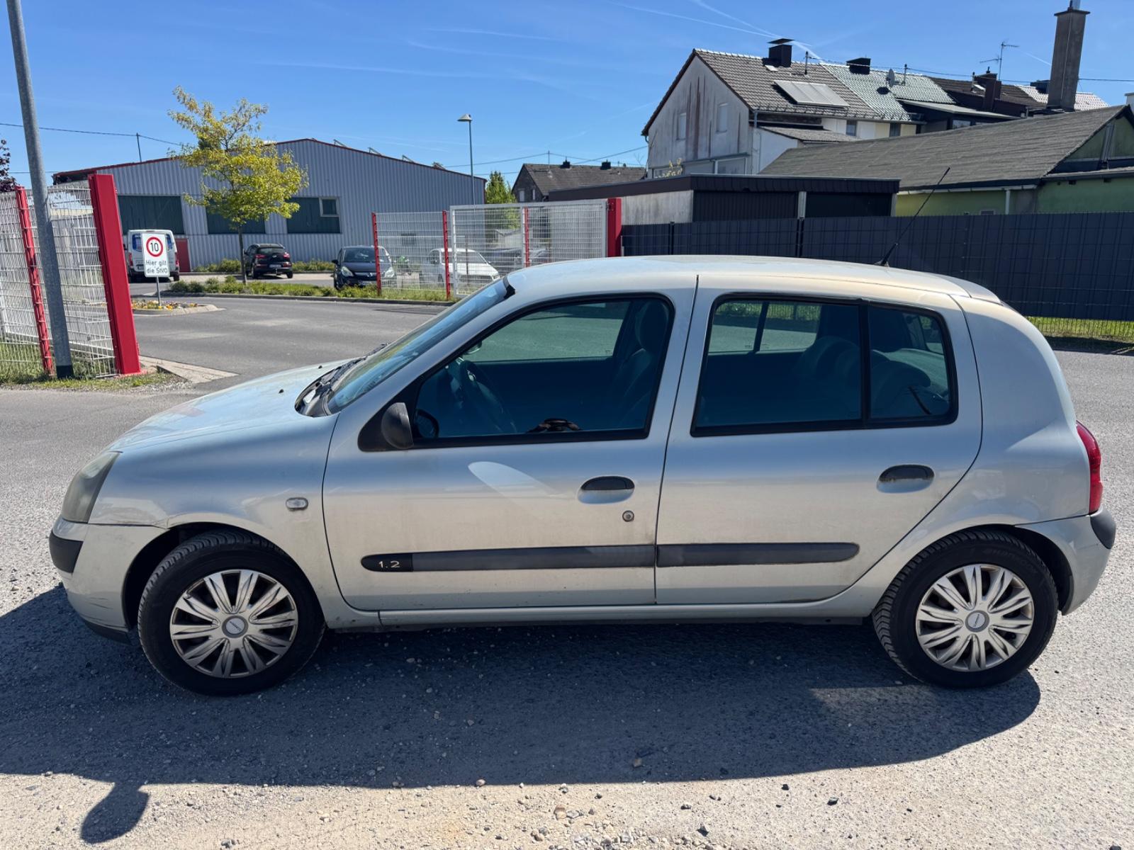 Renault Clio Authentique 1.2