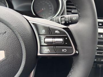 Kia Ceed 1.5T DCT7 Kamera PDC SHZ Klima CarPlay