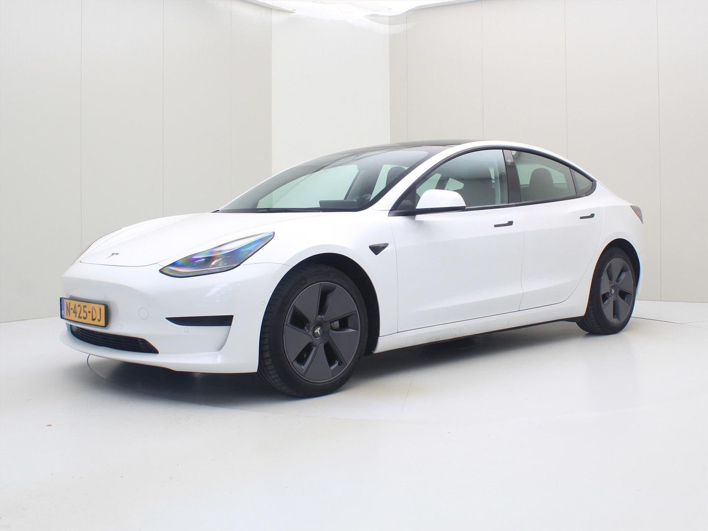 Tesla Model 3 Standard RWD Plus 90.5% SoH FACELIFT [ A