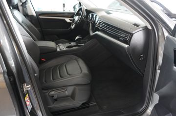Volkswagen Touareg - 9