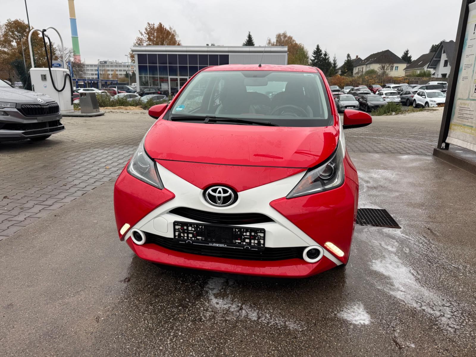 Toyota Aygo AYGO x-play