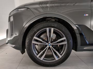 BMW X7 - 10