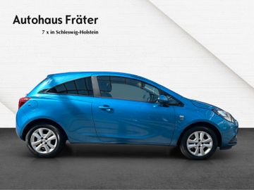 Fotografie des Opel Corsa E 120 Jahre Kamera Carplay Sitzh.